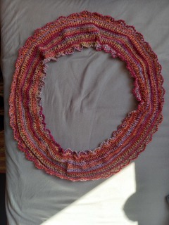 Red-purple crocheted neckloop